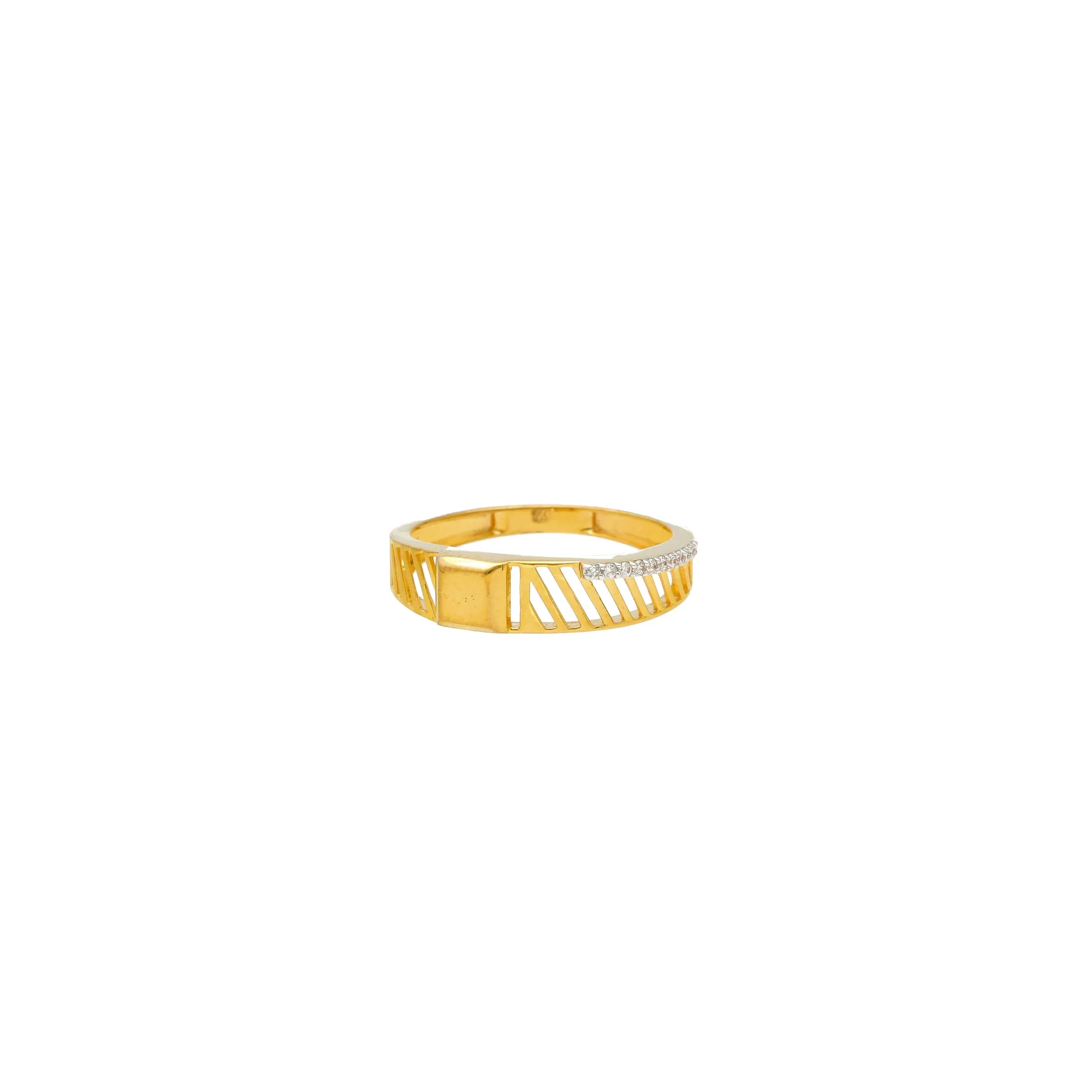 22K Yellow Gold & CZ Ring (2.9gm)