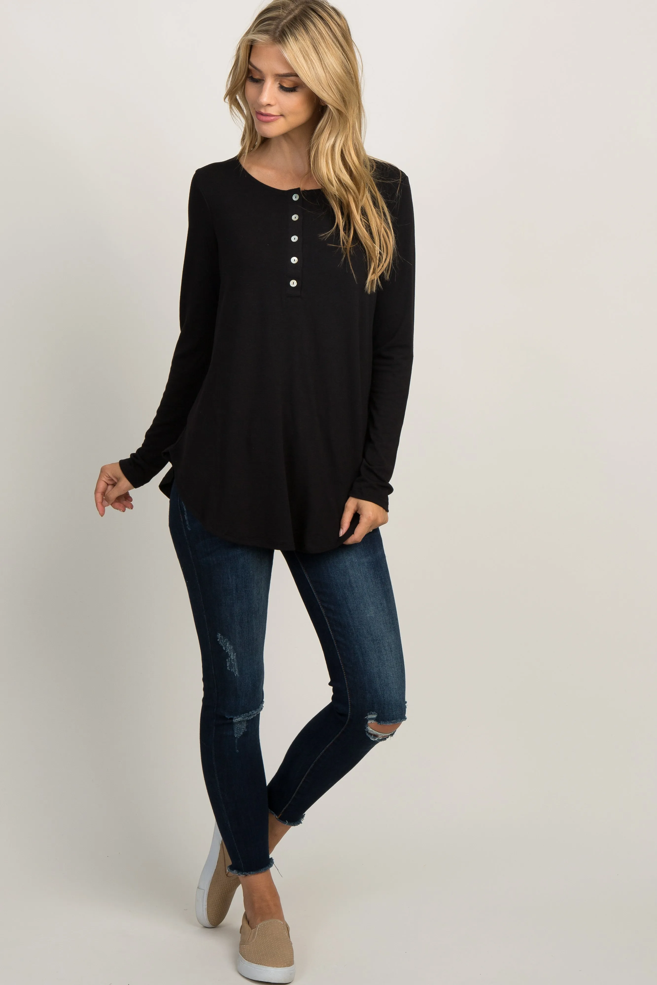 Black Solid Button Accent Long Sleeve Top