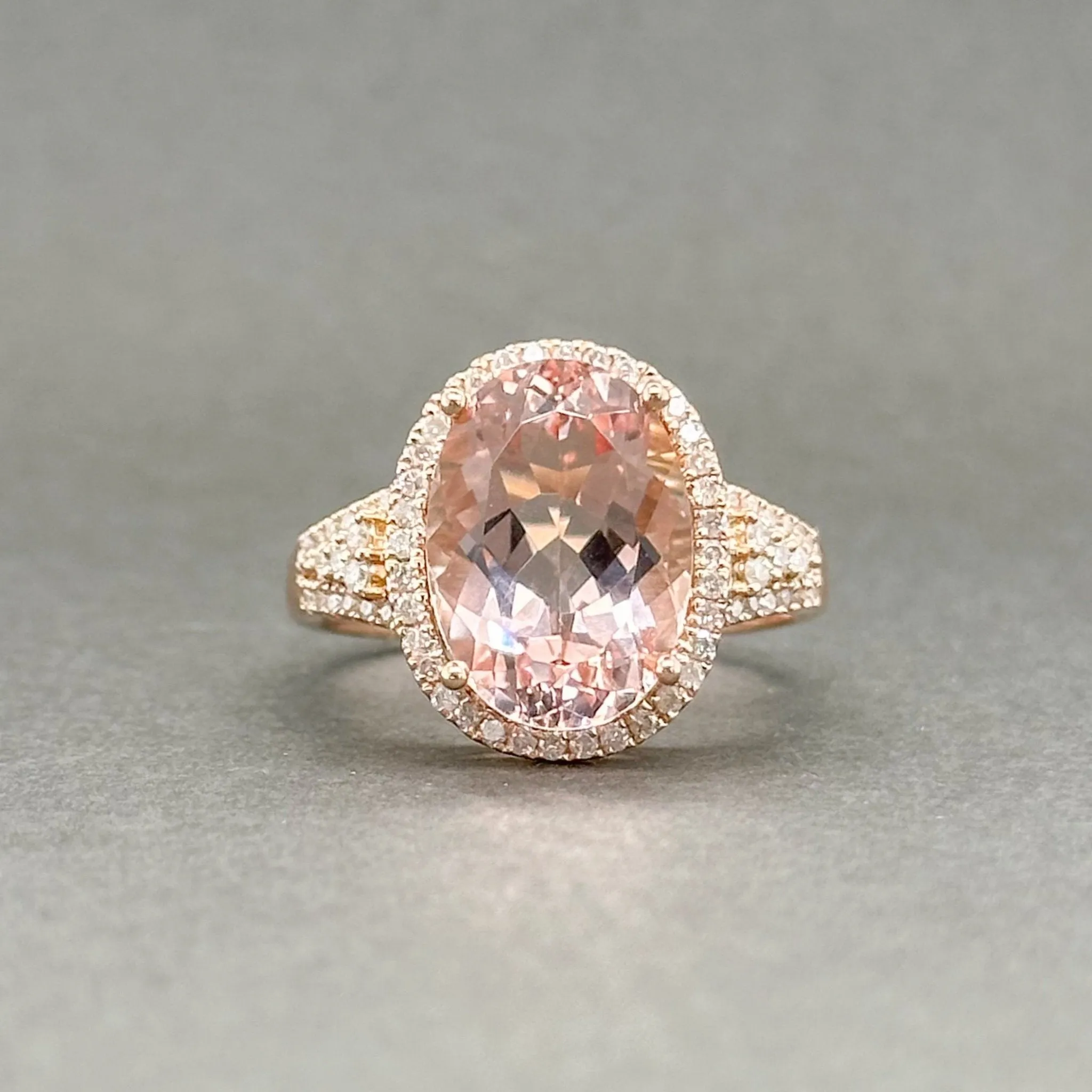 Estate 14K R Gold 5.69ct Morganite & 0.14ctw I-J/SI1-I1 Diamond Ring