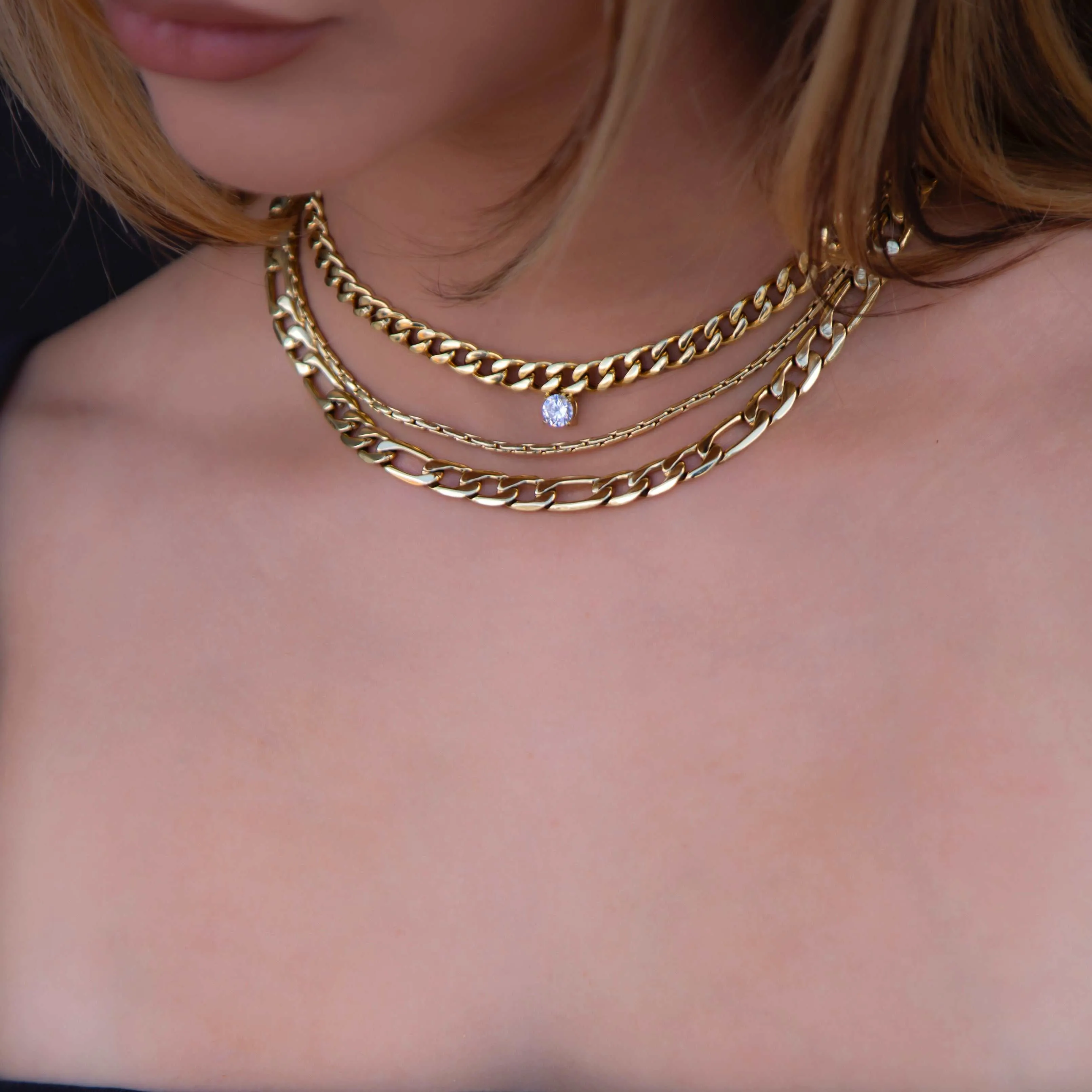 Figaro Link Necklace in Yellow Gold - 7mm