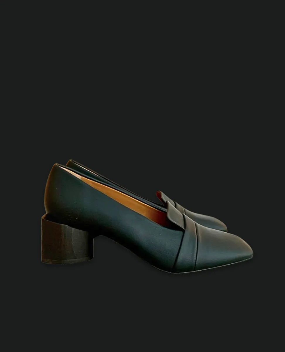 Instep Loafer