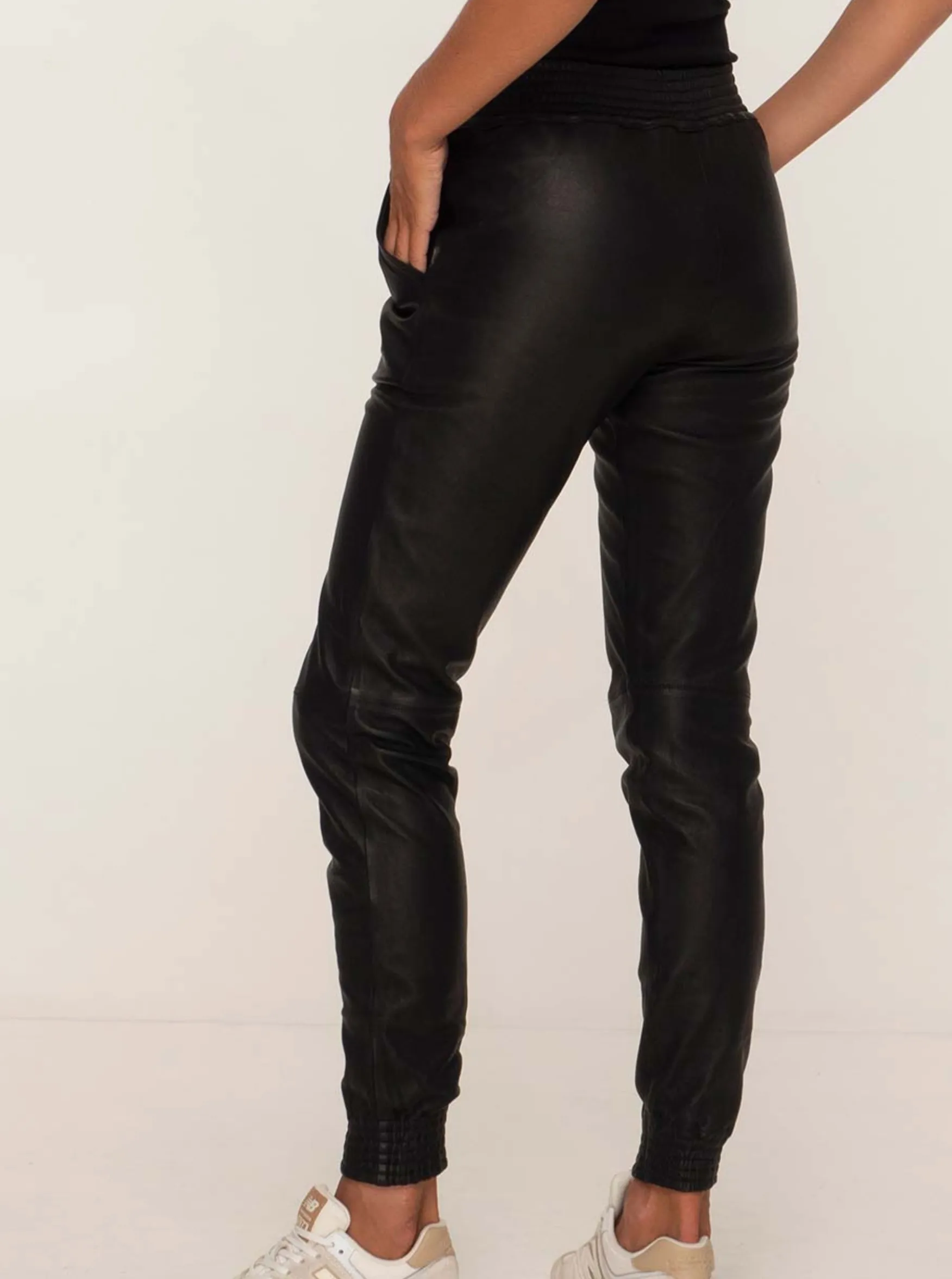 LAUREN LEATHER JOGGER - BLACK