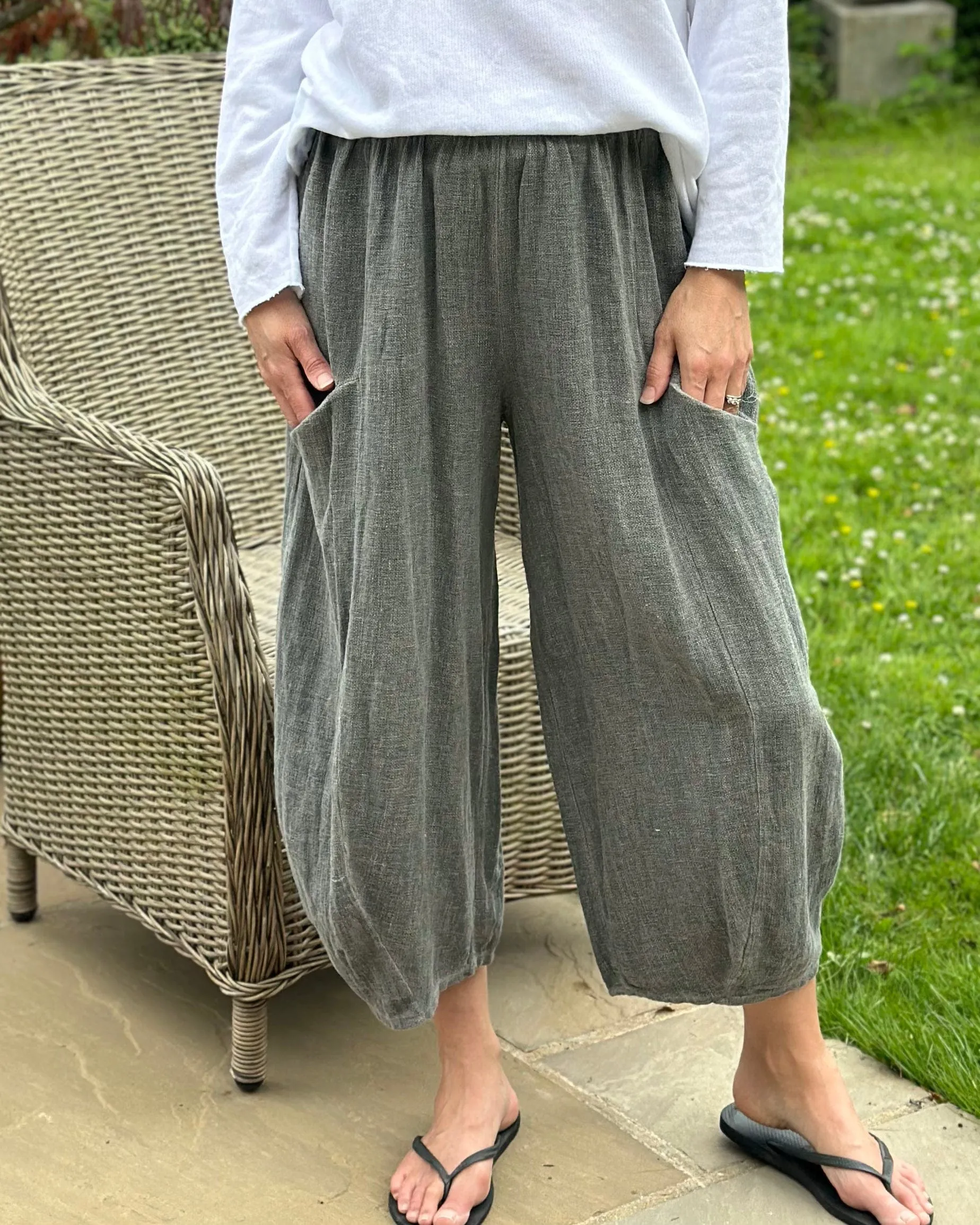 Linen Mix Balloon Style Trousers - Charcoal