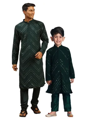 VASTRAMAY Baap Beta Mirror Green Kurta Pyjama Set