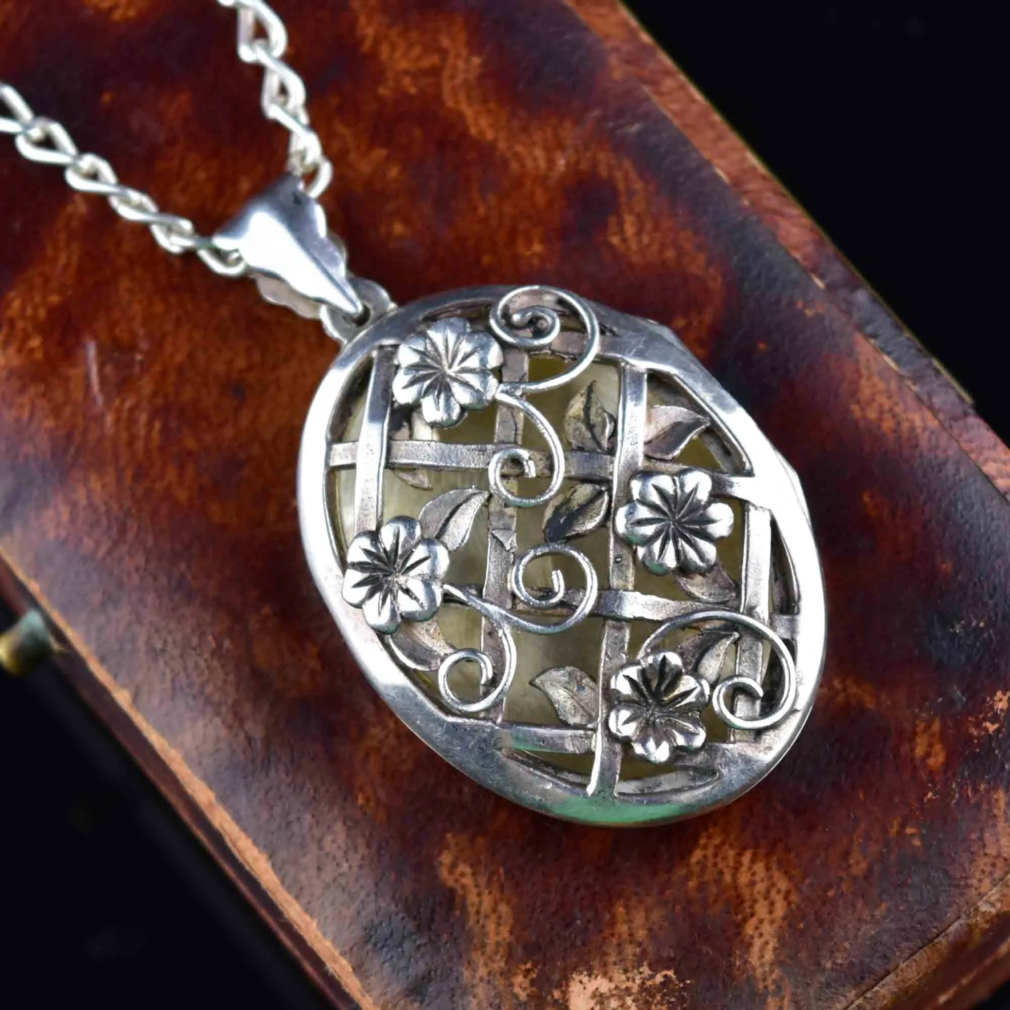 Vintage Art Nouveau Style Silver Floral Vinaigrette Locket Necklace